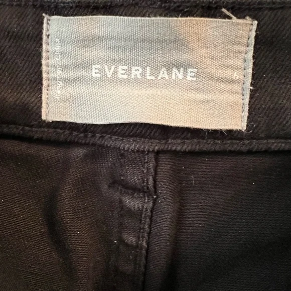 Everlane: The Cotton Twill Short - Picture 3 of 6